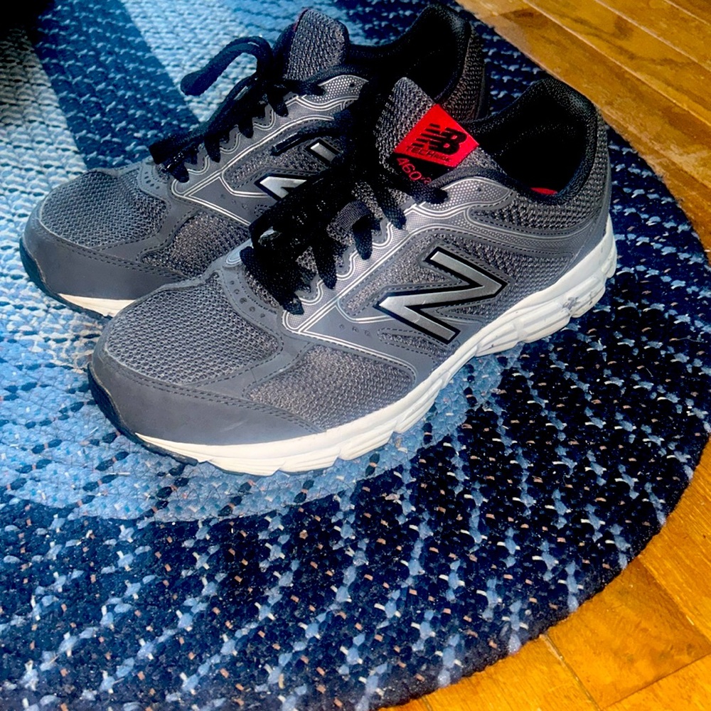 New Balance 460